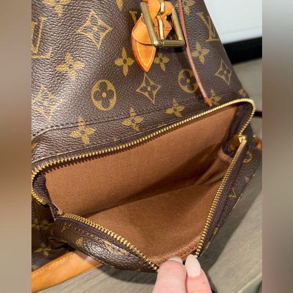 VINTAGE Louis Vuitton Montsouris MM - Picture 12 of 16